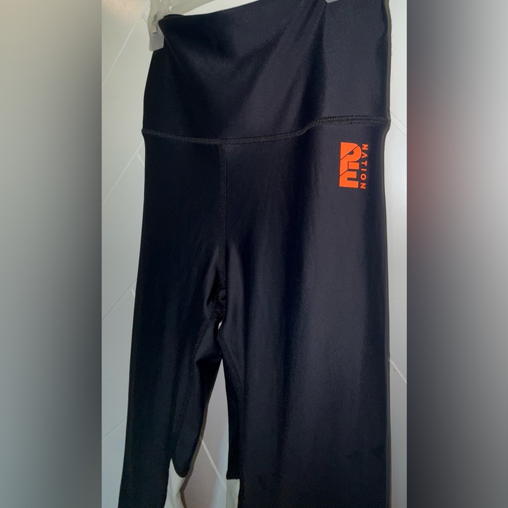P.E. Nation Wondergoal Leggings glossy high rise power compression band Large - Picture 12 of 16